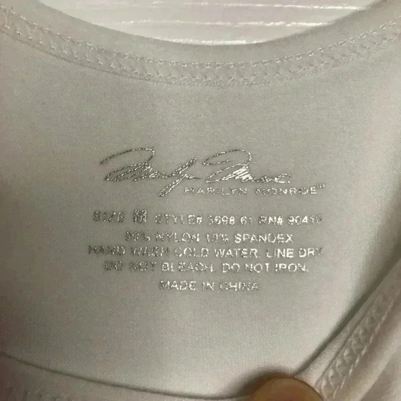 Marilyn Monroe  Tank Top White Size Medium - Picture 9 of 16